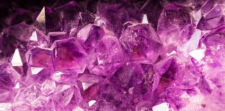 Best Crystals for the Bedroom gemstone 602252 1280