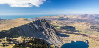 Cader Idris Pony Path in Snowdonia Named In List Of The UK’s Best Autumn Hikes Cader Idris scaled