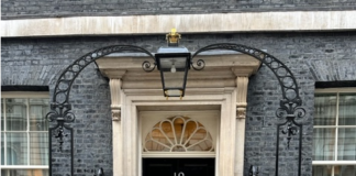 Hywel Dda announced regional winners at UK MUM Awards 2023 b7d06eed82f81f99 org e1697470665833