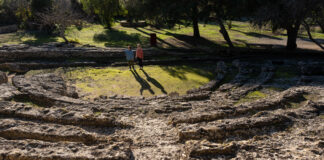 A Journey Through Time: New Mallorca Archaeology Center to Reveal the Island’s Origins through 40,000 Artifacts pareja en pollentia 5 scaled