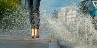 Splashing pedestrians? Then be prepared to splash the cash with fines of up to £5,000 60632e6e 6c48 43cb 927a e192806db2dd 1