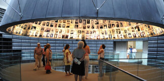 Yad Vashem Calls for a Global War Against Soaring Antisemitism DSC 2831 0