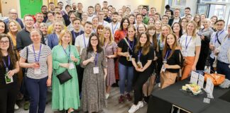 Online training provider High Speed Training celebrating ‘Giving Back Friday’ by offering 500 free courses to UK charities. High Speed Training staff