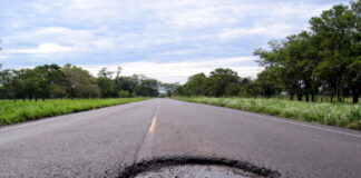 EXPERT COMMENT: RISE IN POTHOLE RELATED BREAKDOWNS Pothole Big