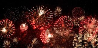 Motorists issued urgent warning ahead of bonfire night d016f4d1 2fcf 469e a31d 526f322c96b7 min