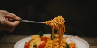 Why we crave carbs in winter and how to curb cravings e7f163bb 8b89 444b 8f19 df0f8ef83ac8 1