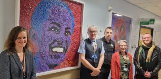 Dadorchuddio Dos o Gelf yn Nodi Trydydd Pen-blwydd Brechlyn COVID-19 Cyntaf BIP Hywel Dda 90c4bcfce70d8726 org scaled