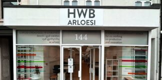 Bydd Hwb Menter DRAWSNEWIDIOL sy’n perfformio’n well na’i gyfoedion “o gryn faint” yn mynd i mewn i’w chweched flwyddyn gyda llu o wasanaethau newydd ar gyfer busnesau newydd ac entrepreneuriaid. MMporthmadog2 scaled