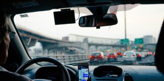 Today’s apps aimed at improving drivers’ safety that actually deliver on their promises dan gold kARZuSYMfrA unsplash