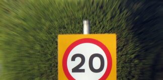 20mph safety claims in Wales drive 1781 640