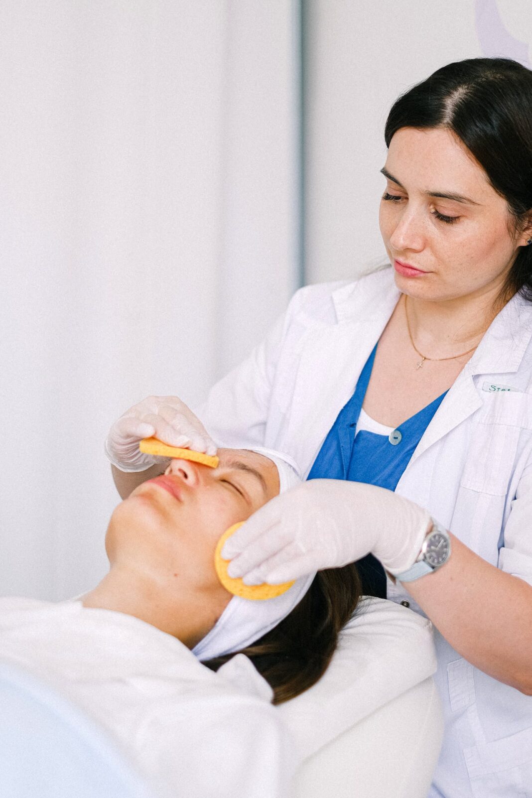 10 Tips To Start a Beautician For Less | West Wales Chronicle : News ...