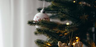 How to store your Christmas decorations pexels shuvalova natalia 15043759 scaled