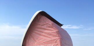 Revolutionizing Camping Experiences: The Role of Technology in Campervan vw 2421028 1280