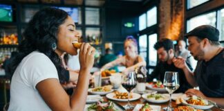 Hospitality expert predicts key dining trends for 2024 989965959b0ba1f5f525f0d9e5711c min