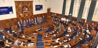 Carmarthenshire young people scrutinise the Council’s budget proposals IMG 2077