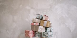 An idea for those unwanted Christmas gifts pexels yan krukau 6209315