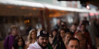 Cymru v Yr Alban: Great Western Railway yn atgoffa cefnogwyr i wirio cyn teithio i gêm Bencampwriaeth y Chwe Gwlad SWNS GWR RUGBY 22 min scaled