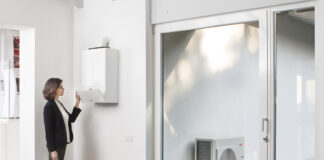 TOP HEAT PUMP QUESTION ANSWERED: How does a heat pump work? Alpha Heat Pump Hybrid 1 scaled