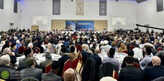 The Caliph warns of a devastating nuclear war at the Peace Symposium held on the weekend Peace Symposium 2