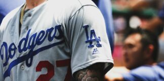 The Top 5 American Sports for Betting Enthusiasts dez hester dezhester eYCOVbyDY0M unsplash