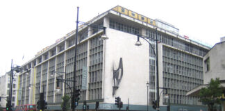 UK retail sales: Sales stagnant, with unwelcome news for John Lewis Oxford Street W1 John Lewis geograph.org .uk 530069