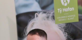 Tŷ Hafan’s golf day is a hole-in-one success Ty Hafan Gold Day Shane Williams 1.png scaled