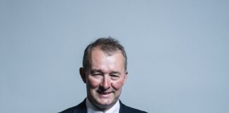 Simon Hart calls for a Sustainable Farming Scheme that delivers 1543px Official portrait of Simon Hart