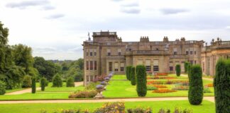 Bridgerton-inspired gardens around the UK 80778dc3 fc8a 4a88 8a62 287adbd96d81