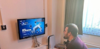 Consolau gemau newydd yn cael eu hariannu i helpu pobl ifanc mewn argyfwng Games consoles and accessorites for Bro Myrddin Hub