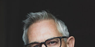 Gary Lineker awarded the Hay Festival Medal for Broadcast Journalism 2024 Gary Lineker portrait Hay Festival credit Billie Charity and Hay Festival scaled