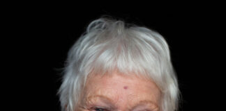 Critically acclaimed actress Dame Judi Dench receives the Hay Festival 2024 Medal for Drama Judi Dench Hay Festival credit Billie Charity and Hay Festival 2 scaled