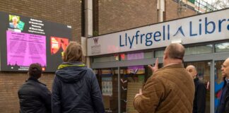 Bydd prosiect ARLOESOL sy’n defnyddio’r dechnoleg ddiweddaraf i helpu i lywio cynllunio canol trefi yn mynd ar daith yr haf hwn. Wrexham 4