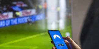 Illegal Sports Streaming in the UK: Fines of £50,000 come into play cellphone 5494593 1280