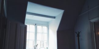 Common Design Trends That Can Devalue Your Home miki kitazawa hZvgE48GymI unsplash scaled