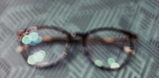 Small businesses could save £812 annually simply by adopting the use of AI tools on socials pexels bertellifotografia 16094062 scaled