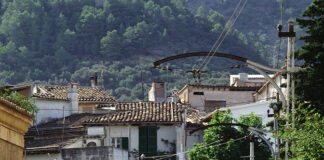 A trip back in time on the picturesque Sóller Train route 9f2628c97af80235e5ef5df574fcd7f389326235