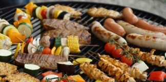 Nutritionist shares how to save up to 350 calories on BBQ food as temperatures reach 28 degrees BBQ scaled