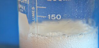 Low-Cost Cleaning Tips for the Home: Everyday Ingredients Baking soda and vinegar