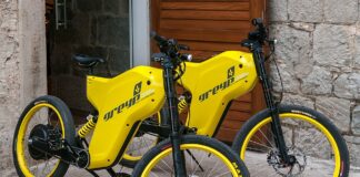 Could You Climb the Tour de France’s Hardest Climbs with an E-Bike? 960px Greyp ebikes Split P1080870