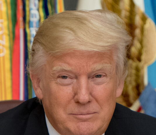 TOP UK GEOPOLITICAL SPEAKERS WHO CAN REVEAL THE IMPACT OF DONALD TRUMP’S RETURN AS US PRESIDENT Donald Trump Pentagon 2017