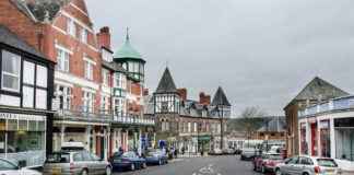 Llandrindod Wells postcode least burgled in UK, according to new data Station Crescent Llandrindod Wells geograph.org .uk 3479232