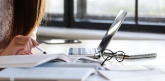 How Much Does It Cost to Rent an Office in Wales? woman working office 144627 44203