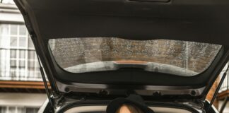 Half of Brits admit to dangerous driving blunders abroad pexels element5 1051078 scaled