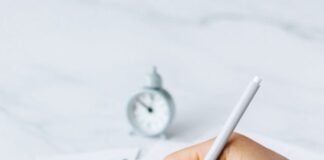 Unpaid council tax rockets to record £6 billion since pandemic – new report pexels n voitkevich 6863336