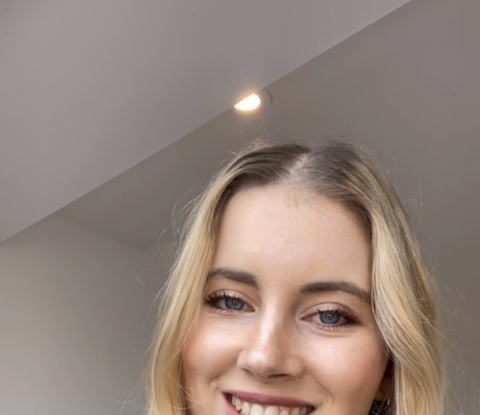 Dog expert- 5 top tips for travelling with your pooch this autumn Dr Emma