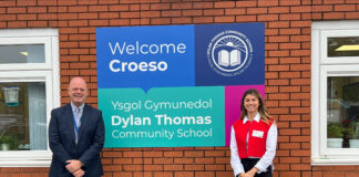 Mrs Buckét goes back to school L R Paul Davies and Rachael Flanagan