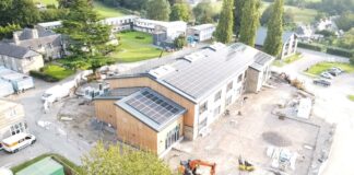 BYDD DATBLYGIAD O’R RADD FLAENAF MEWN COLEG ASTUDIAETHAU’R TIR yn agor yn ystod yr wythnosau nesaf. LlysfasiREADCONSTRUCTION2