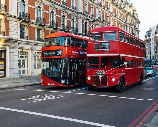 Cheaper Bus Fares: Five Ways to Save Money london 590114 640
