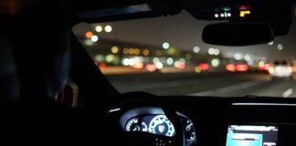 Road safety week: What to do if you’re dazzled by headlights image001 2