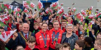 Carmarthenshire school pupils’ welcome home their Olympic heroes olympians return website